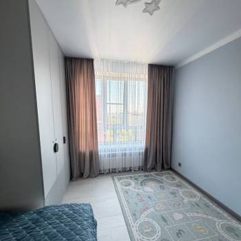 Продается 3-х комнатная квартира, 71,8 м²