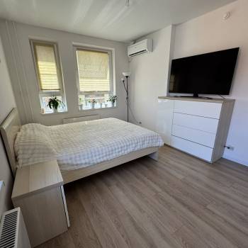 Продается 2-х комнатная квартира, 59,9 м²