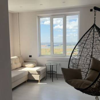 Сдается 1-комнатная квартира, 42 м²