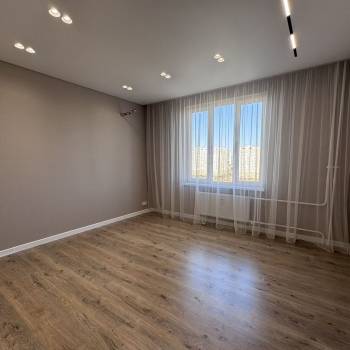 Продается 1-комнатная квартира, 35,9 м²