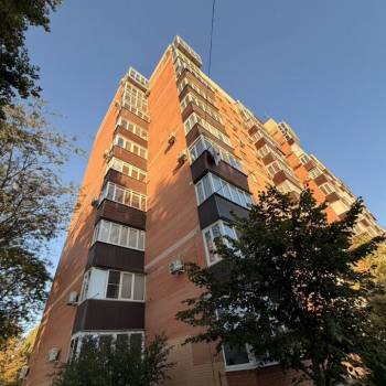 Продается 1-комнатная квартира, 68 м²