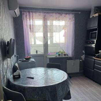 Продается 2-х комнатная квартира, 54 м²