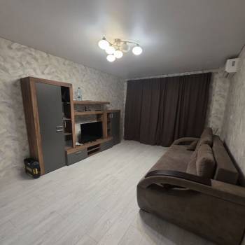 Сдается 1-комнатная квартира, 39 м²