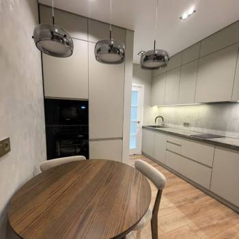 Продается 1-комнатная квартира, 36 м²