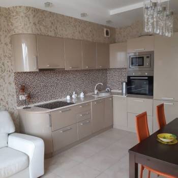 Сдается 2-х комнатная квартира, 56 м²