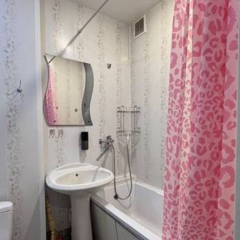 Сдается 1-комнатная квартира, 45 м²