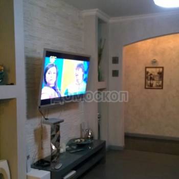 Продается Многокомнатная квартира, 82 м²