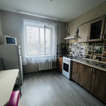Сдается 1-комнатная квартира, 37 м²