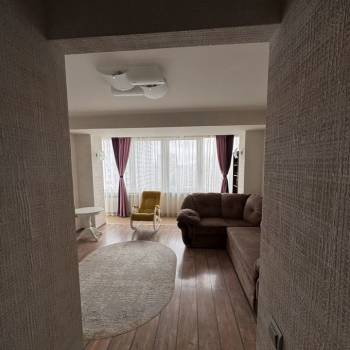 Продается 2-х комнатная квартира, 56,8 м²