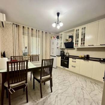 Продается 2-х комнатная квартира, 62 м²