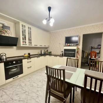 Продается 2-х комнатная квартира, 62 м²