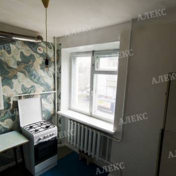Продается Многокомнатная квартира, 76 м²
