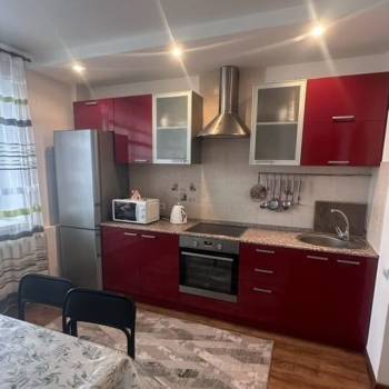 Продается 1-комнатная квартира, 36 м²