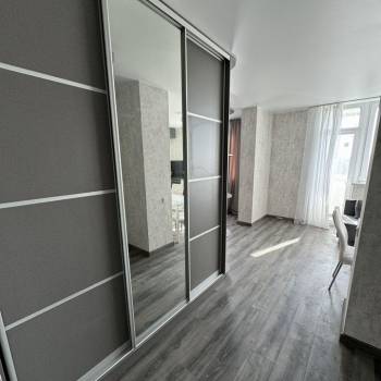 Продается 1-комнатная квартира, 46 м²