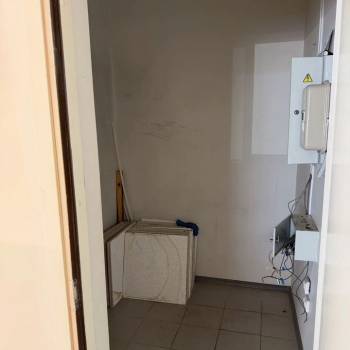 Сдается Нежилое помещение, 293 м²