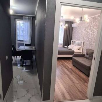 Сдается 1-комнатная квартира, 38 м²