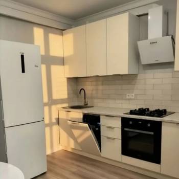 Сдается 1-комнатная квартира, 39 м²