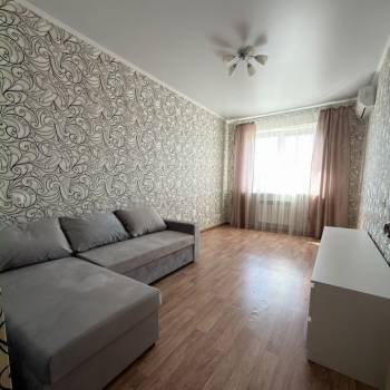 Сдается 2-х комнатная квартира, 50 м²