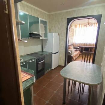 Сдается Многокомнатная квартира, 60 м²