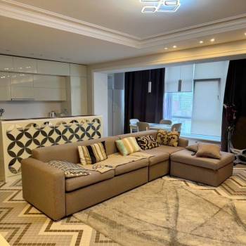 Сдается Многокомнатная квартира, 134 м²