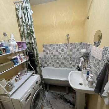 Продается 1-комнатная квартира, 38 м²