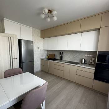 Сдается 2-х комнатная квартира, 57,2 м²