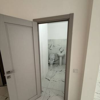 Сдается Нежилое помещение, 80 м²