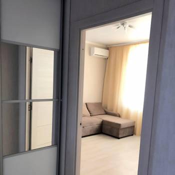 Сдается 1-комнатная квартира, 39 м²