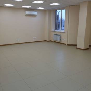 Продается Нежилое помещение, 81,9 м²
