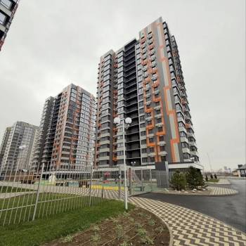 Продается 1-комнатная квартира, 43 м²