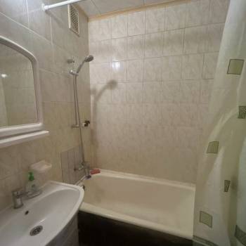 Сдается Многокомнатная квартира, 70 м²