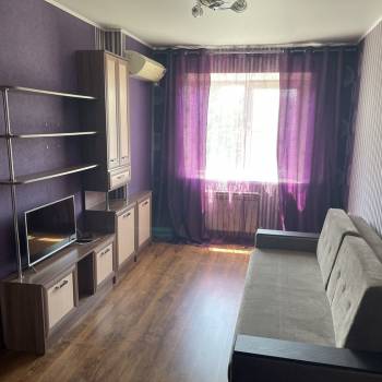 Продается 1-комнатная квартира, 33 м²