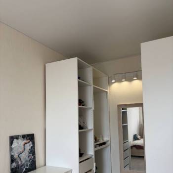 Продается 1-комнатная квартира, 35 м²