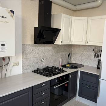 Сдается 1-комнатная квартира, 53 м²