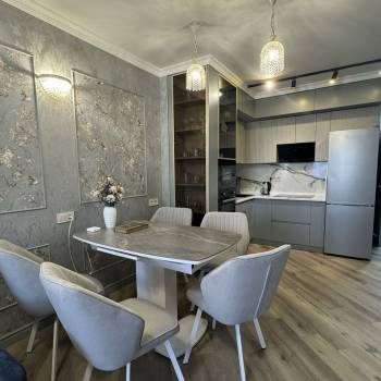 Сдается 1-комнатная квартира, 52 м²