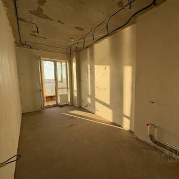 Продается 1-комнатная квартира, 42 м²