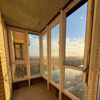 Продается 1-комнатная квартира, 42 м²