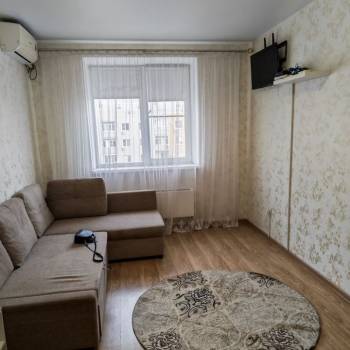 Сдается 1-комнатная квартира, 37 м²
