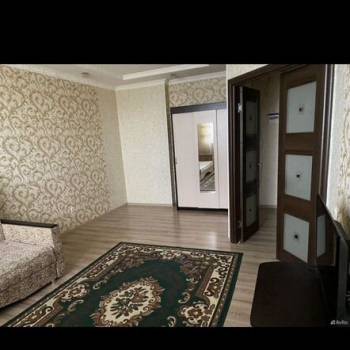 Сдается 1-комнатная квартира, 40 м²