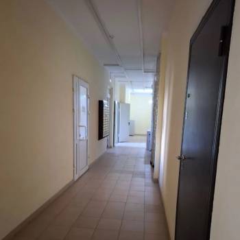 Продается 1-комнатная квартира, 37 м²