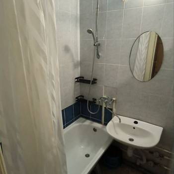 Сдается Многокомнатная квартира, 56,8 м²