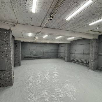 Сдается Нежилое помещение, 175 м²