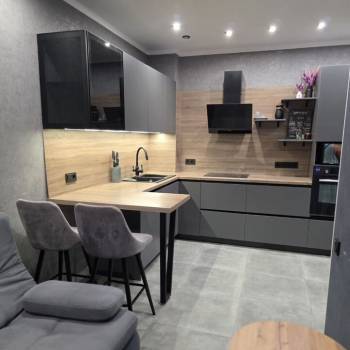 Сдается 1-комнатная квартира, 43 м²