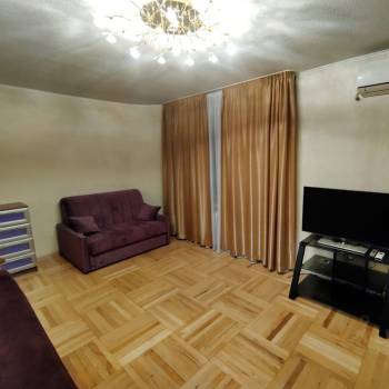 Сдается 1-комнатная квартира, 40 м²