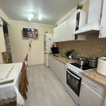 Продается 2-х комнатная квартира, 60 м²