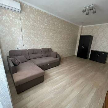 Сдается 1-комнатная квартира, 41 м²