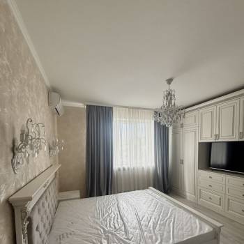 Сдается 2-х комнатная квартира, 70 м²