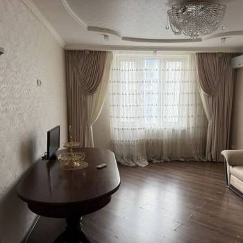 Сдается Многокомнатная квартира, 82 м²