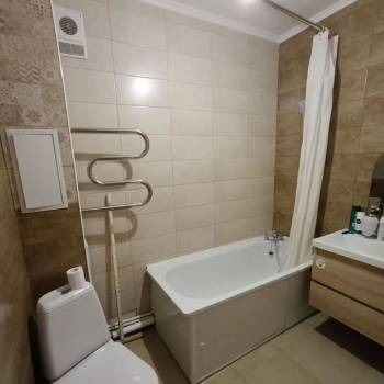 Продается 1-комнатная квартира, 42,9 м²