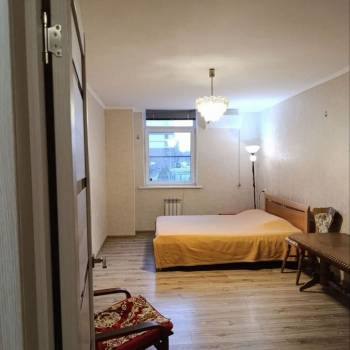 Продается 1-комнатная квартира, 42,9 м²